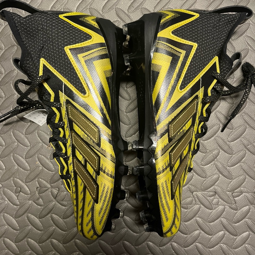 adidas Freak 23 Inline Football Cleats Men's Size 10.5 Core Black/Gold HP2446 - Picture 3 of 5